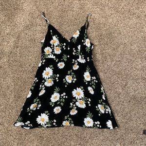 Black sundress with Daisy’s